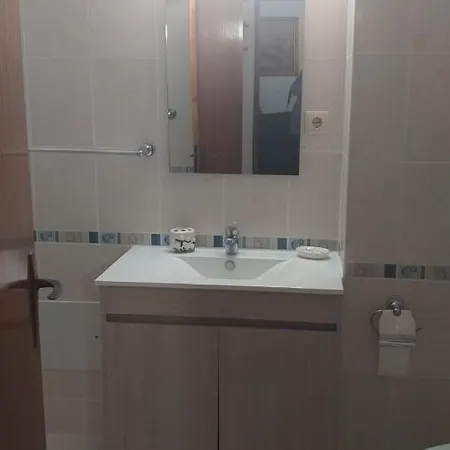 Praia Da Rocha, 300 M From Beach, Heart Of Social And Night Life Apartamento