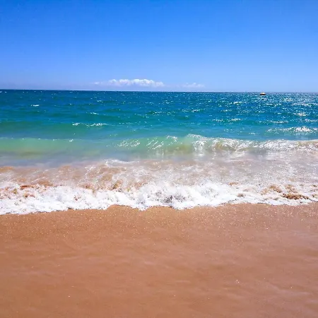 Praia Da Rocha, 300 M From Beach, Heart Of Social And Night Life * Portimão